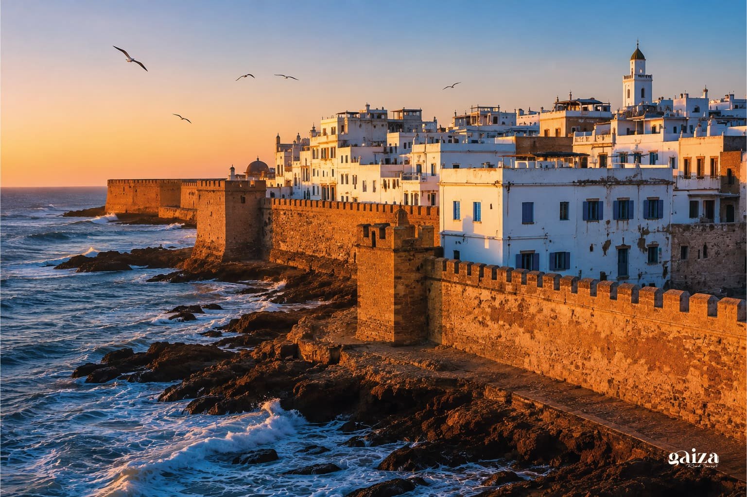 Remparts d’Essaouira face à l’océan